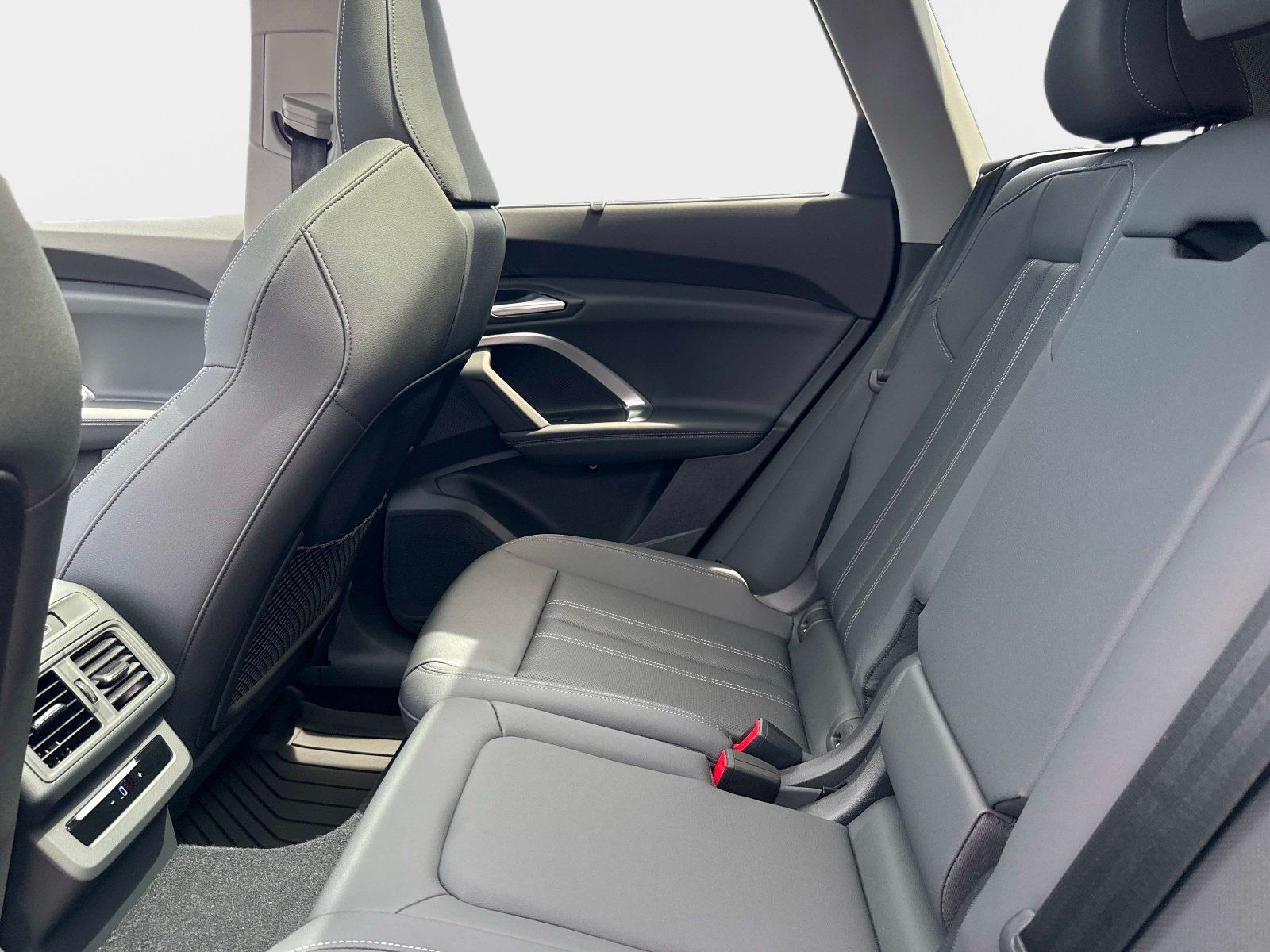 New 2026 Audi Q5 Premium Plus AWD/4WD image 13