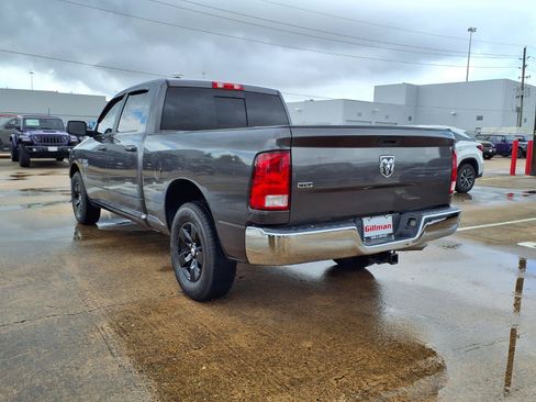 Used 2019 RAM 1500 Classic SLT RWD image 4