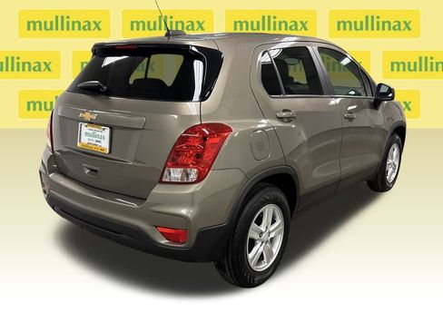 Used 2020 Chevrolet Trax LS w/ Tint and Cruise Package image 19