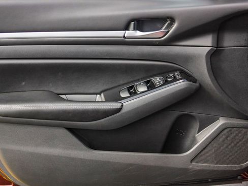 Certified 2023 Nissan Altima 2.5 SV image 25