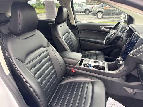 Used 2023 Ford Edge SEL AWD/4WD image 13