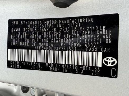 Used 2025 Toyota Corolla LE FWD image 27