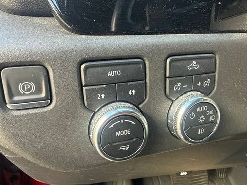 Used 2023 GMC Sierra 1500 Elevation AWD/4WD image 12