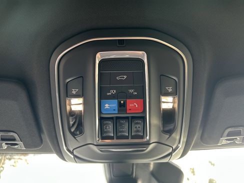 New 2025 Jeep Grand Cherokee L Limited image 41