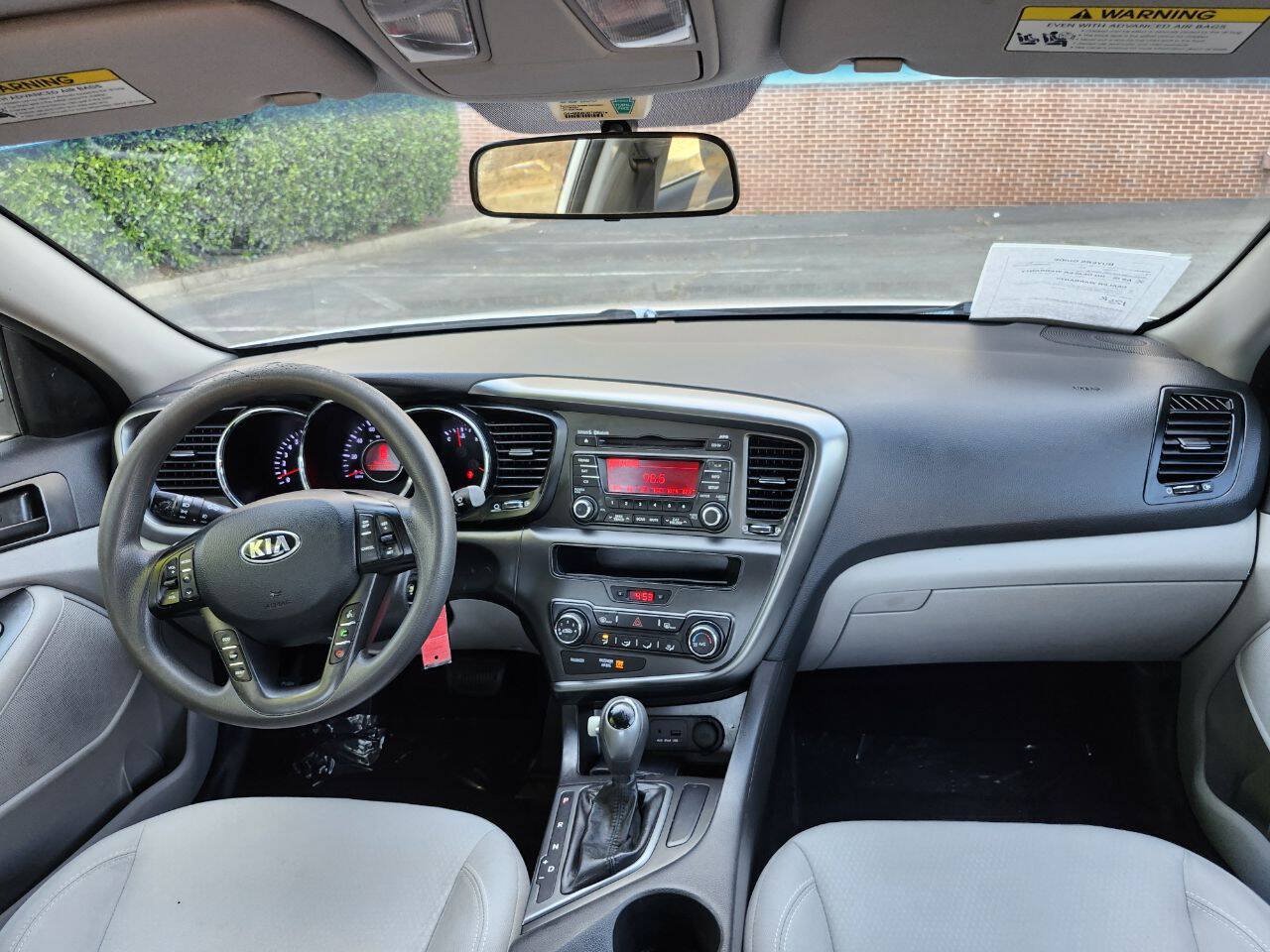 Used 2013 Kia Optima LX FWD image 9