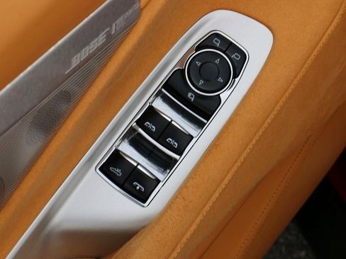 Used 2023 Chevrolet Corvette Stingray Premium Conv w/ Z51 Performance Package image 19