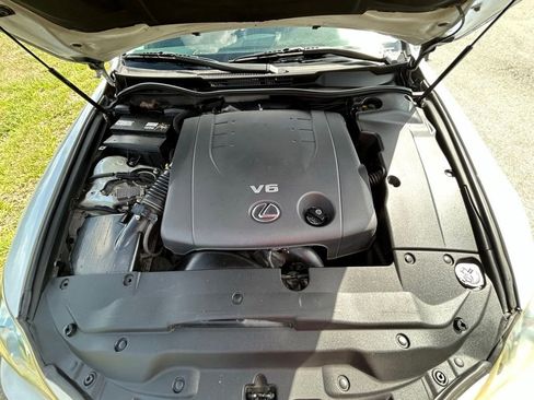 Used 2008 Lexus IS 250 RWD image 12