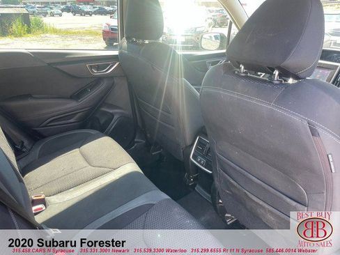 Used 2020 Subaru Forester Premium image 10