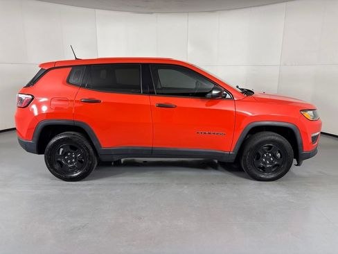 Used 2020 Jeep Compass Sport AWD/4WD image 9
