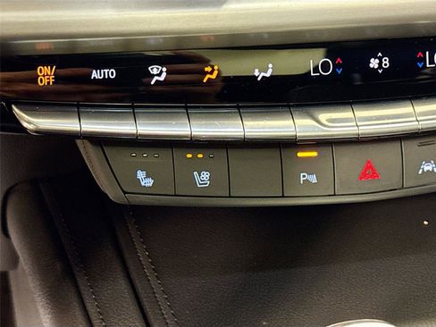 Used 2025 Cadillac XT4 Premium Luxury w/ Technology Package FWD image 20