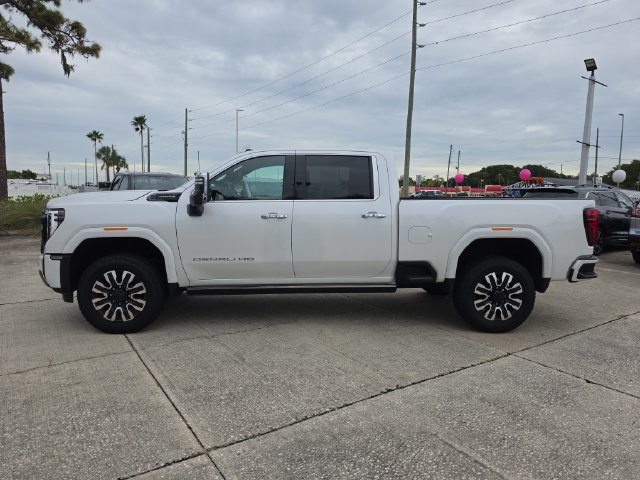 Used 2025 GMC Sierra 2500 Denali Ultimate AWD/4WD image 5