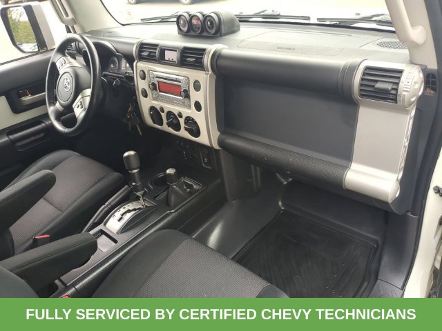 Used 2014 Toyota FJ Cruiser 4WD w/ Upgrade Package image 40