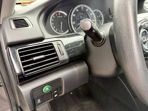 Used 2017 Honda Accord LX image 24