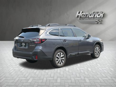 Certified 2022 Subaru Outback Premium AWD/4WD image 9