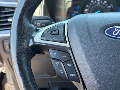 Used 2024 Ford Edge SEL AWD/4WD image 10