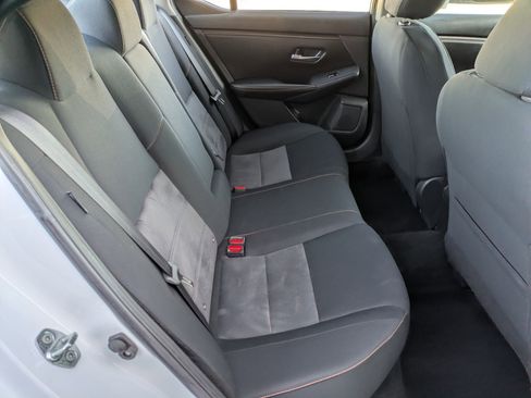 Used 2023 Nissan Sentra SR w/ Midnight Edition Package image 26