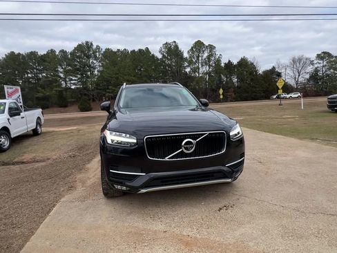 Used 2019 Volvo XC90 T6 Momentum w/ Advanced Package image 9