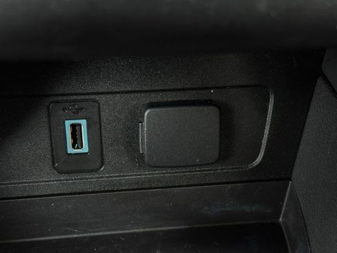 Used 2019 Ford Escape S image 31