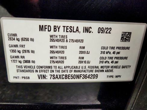 Used 2022 Tesla Model X AWD w/ 6 Seat Interior image 25