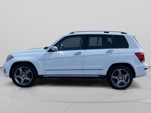 Used 2014 Mercedes-Benz GLK 250 BlueTEC 4MATIC image 2