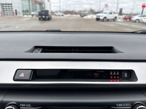 Used 2018 Toyota RAV4 XLE image 30