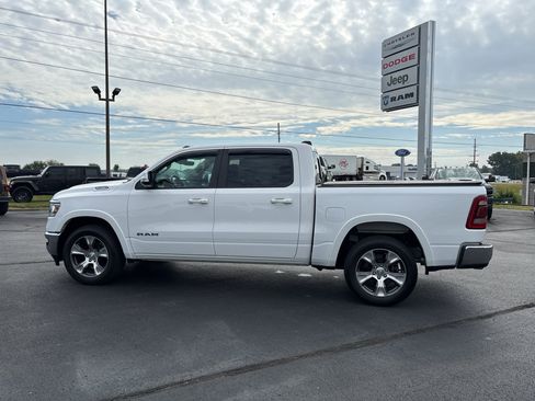 Used 2022 RAM 1500 Laramie AWD/4WD image 13