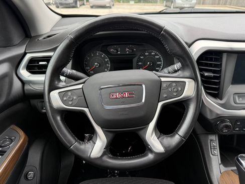 Used 2018 GMC Acadia SLE FWD image 18