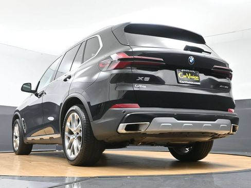 Used 2024 BMW X5 xDrive40i w/ Premium Package AWD/4WD image 8