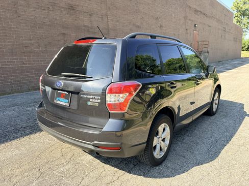 Used 2015 Subaru Forester 2.5i Premium AWD/4WD image 5