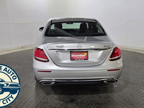 Used 2018 Mercedes-Benz E 300 4MATIC w/ Premium 3 Package (Q03) image 6