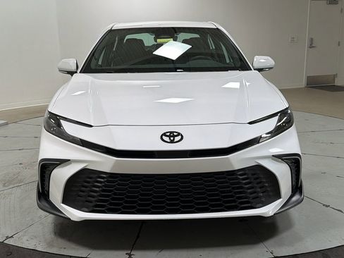 New 2026 Toyota Camry SE image 2