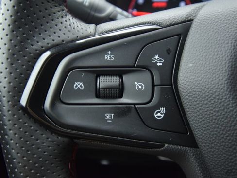 Used 2023 Chevrolet TrailBlazer RS w/ Convenience Package FWD image 34