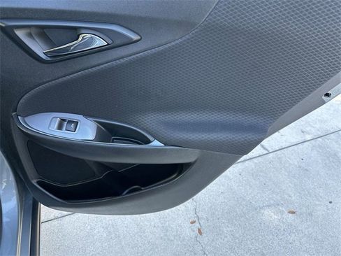 Used 2024 Chevrolet Malibu LT image 38