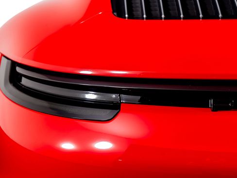 Used 2020 Porsche 911 Carrera 4S w/ Sport Package image 12