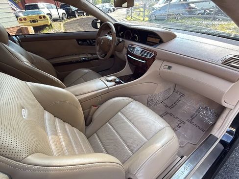 Used 2008 Mercedes-Benz CL 63 AMG image 15
