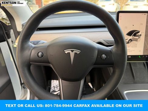 Used 2023 Tesla Model Y Long Range image 17