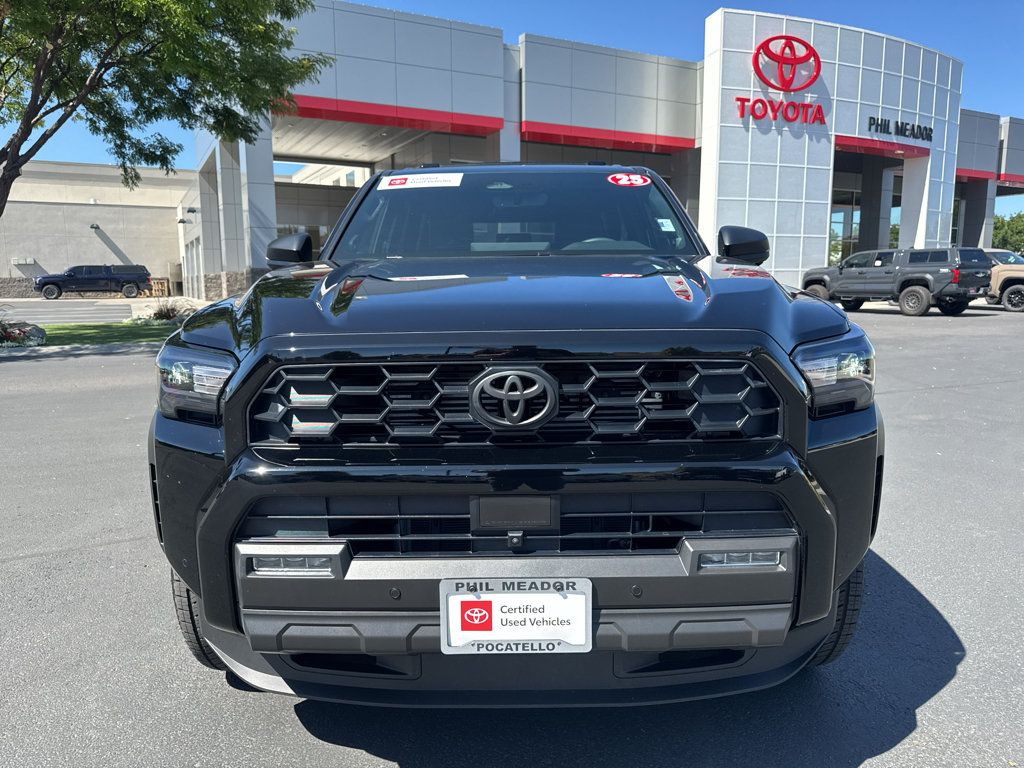 Certified 2025 Toyota 4Runner TRD Off-Road Premium AWD/4WD image 8