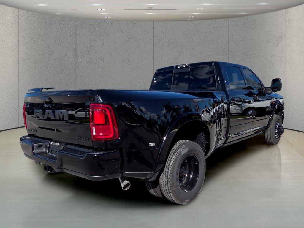 New 2027 RAM 3500 Laramie AWD/4WD image 6