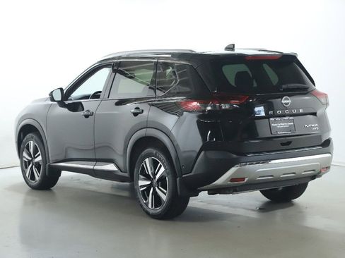 Certified 2023 Nissan Rogue Platinum w/ Platinum Premium Package AWD/4WD image 45