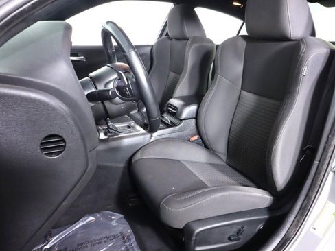 Used 2019 Dodge Charger R/T w/ Blacktop Package RWD image 30