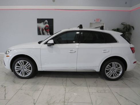 Used 2018 Audi Q5 2.0T Premium Plus w/ Premium Plus Package AWD/4WD image 8