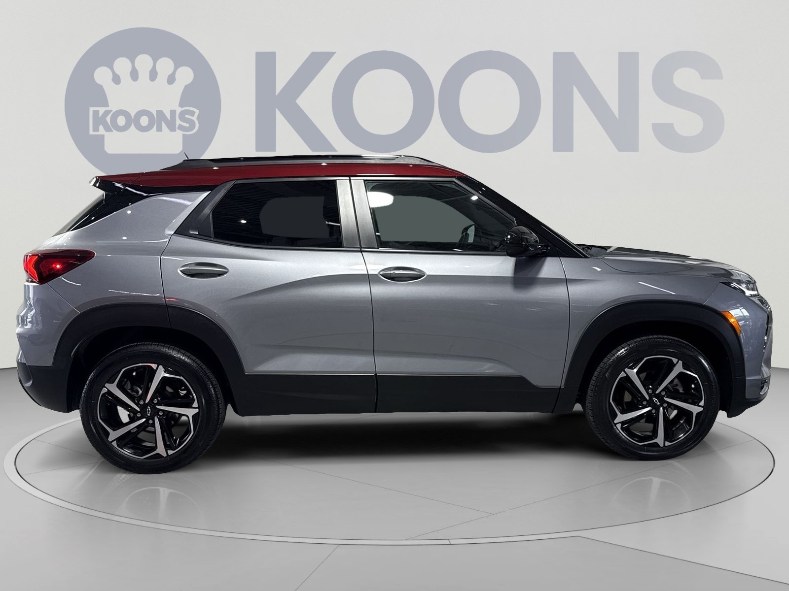 Used 2023 Chevrolet TrailBlazer RS w/ Sun and Liftgate Package AWD/4WD image 12
