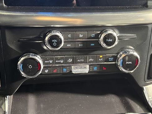 Used 2022 Ford F150 Lariat w/ Equipment Group 502A High AWD/4WD image 36