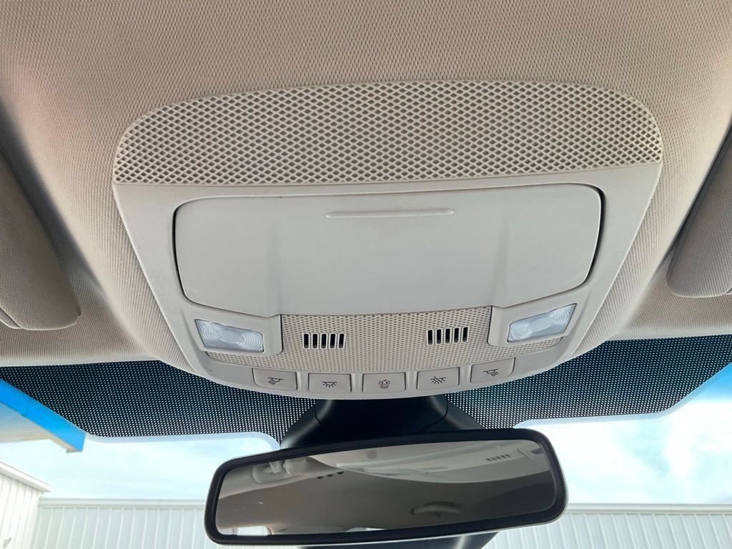 Used 2020 Ford Edge Titanium w/ Cargo Accessory Package FWD image 15