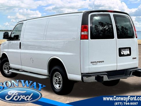 Used 2024 GMC Savana 2500 w/ Driver Convenience Package image 5