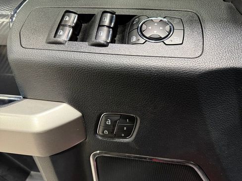 Used 2020 Ford F150 Lariat w/ Equipment Group 502A Luxury image 21