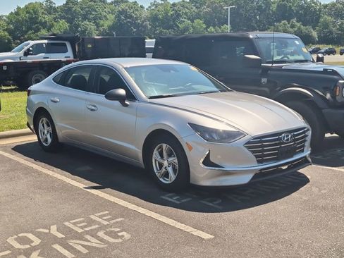 Used 2021 Hyundai Sonata SE w/ Cargo Package FWD image 1