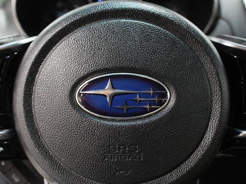 Used 2018 Subaru Outback 3.6R Limited AWD/4WD image 12