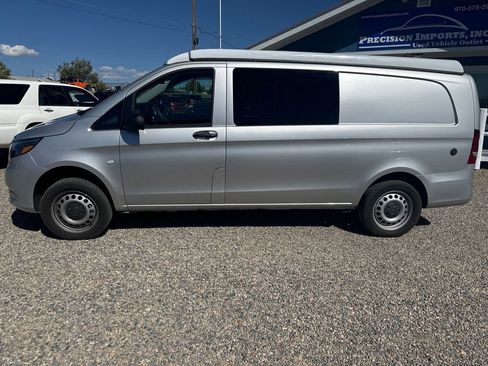 Used 2022 Mercedes-Benz Metris image 3