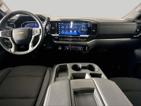 Certified 2023 Chevrolet Silverado 1500 LT AWD/4WD image 15